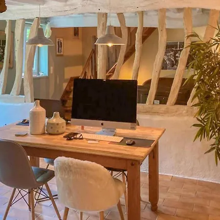 Lovely In Les Deux Egli Semesterbostad