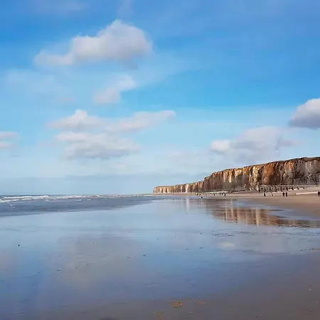 Semesterbostad Lovely In Les Deux Egli