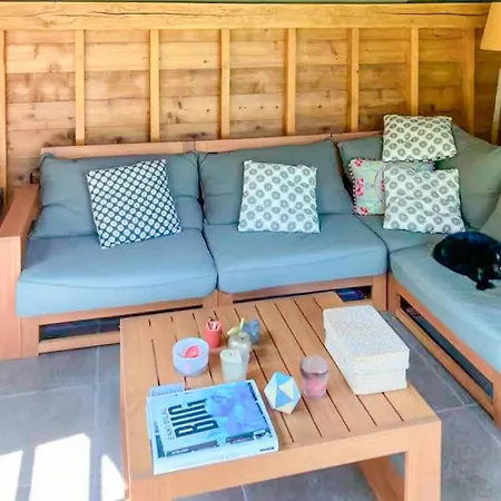 Lovely In Les Deux Egli Semesterbostad