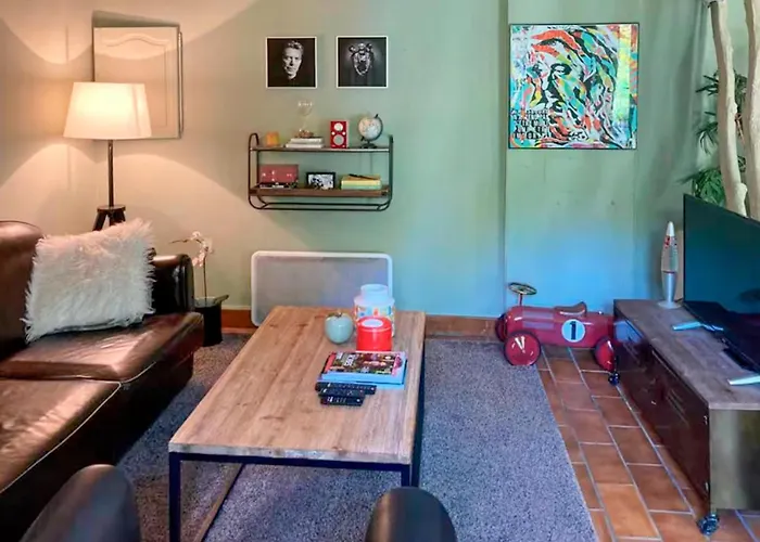 Lovely In Les Deux Egli * Canville-les-Deux-Églises