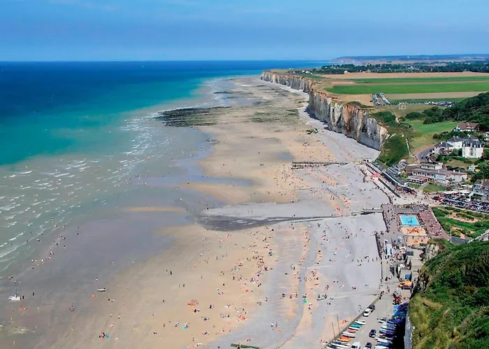 Lovely In Les Deux Egli Hébergement de vacances Canville-les-Deux-Églises