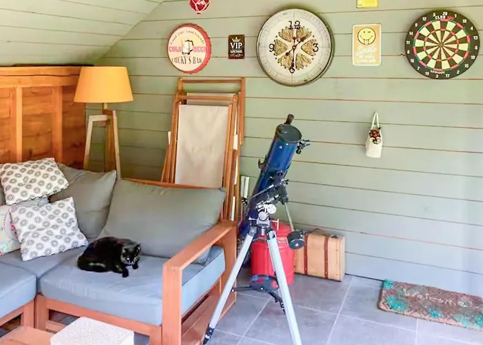 Lovely In Les Deux Egli Hébergement de vacances *