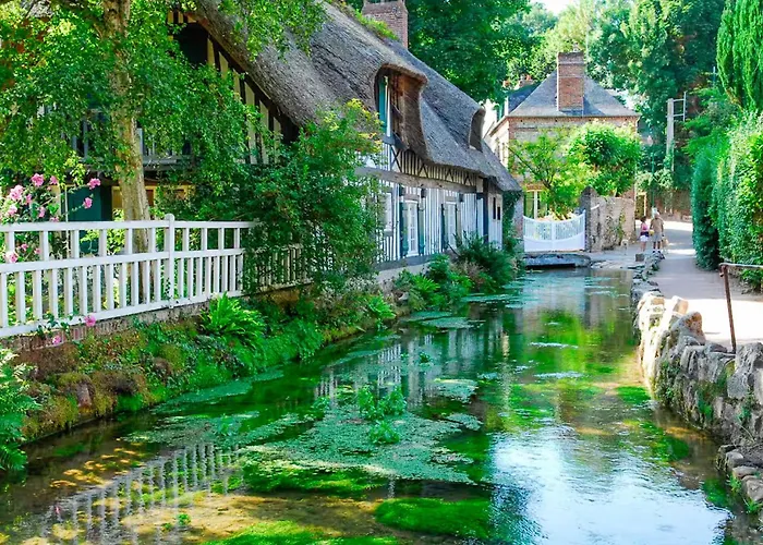 Hébergement de vacances Lovely In Les Deux Egli *